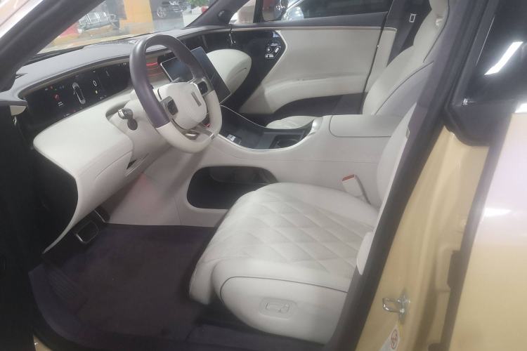 Used Avatr 11 2024 700 Three-Laser Four-Wheel Drive Recommended Version
