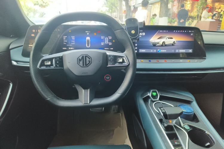 Used MG 7 2023 2.0T Automatic Hunter Luxury Edition
