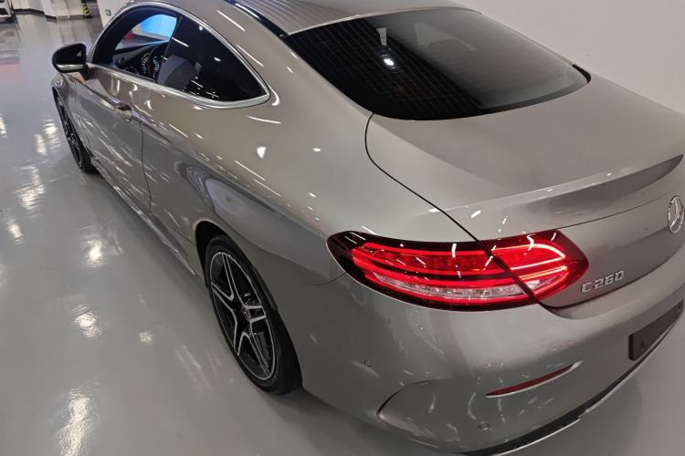 Used Mercedes-Benz C-Class 2019 C 260 Coupe Rear Left 45 Deg