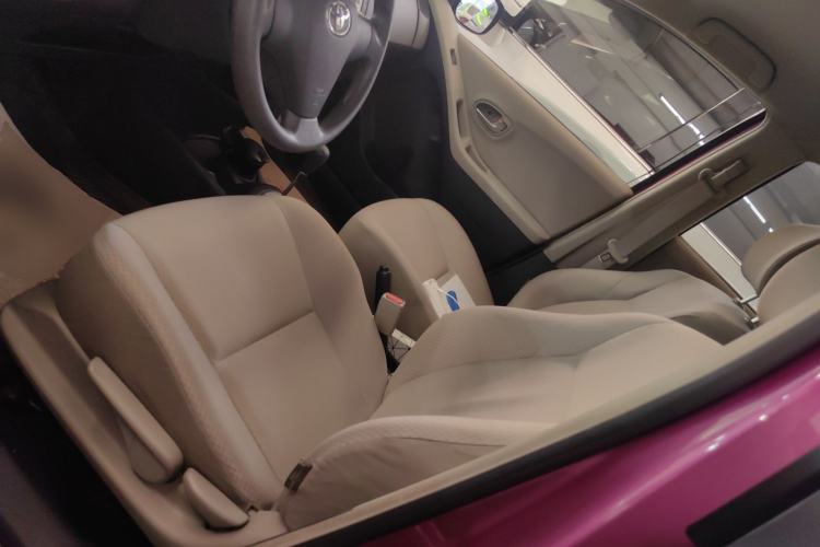 Used Toyota Yaris 2008 1.6G Automatic Deluxe Edition Left Front Seat