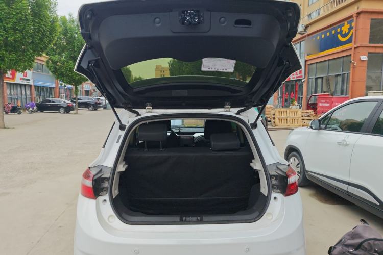 Used JMEV Ezi EV3 2021 Xiaolaidi Yuerun Model Trunk