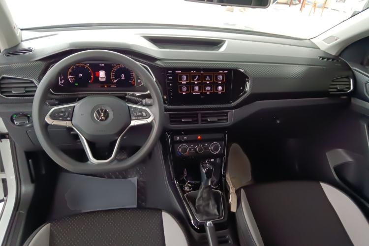 Used Volkswagen Tacqua 2021 1.5L Automatic Yue Zhi Lian Edition Center Console