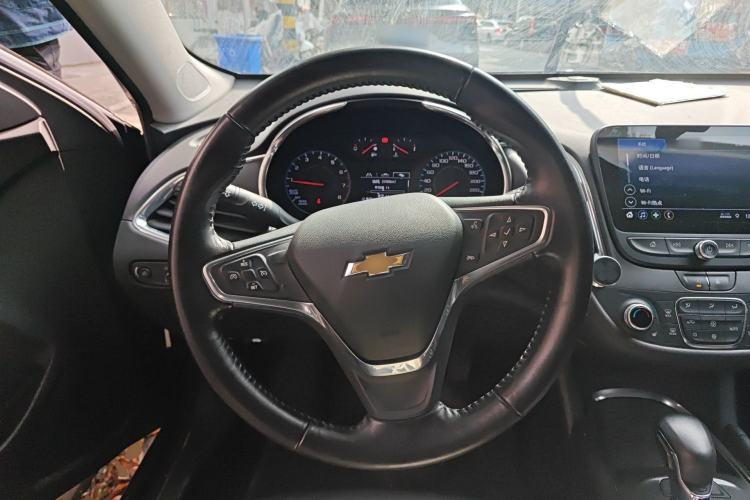 Used Chevrolet Malibu XL 2022 535T Automatic Sport Edition Steering Wheel