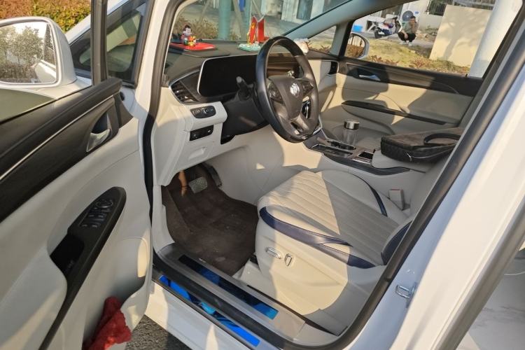 Used Buick GL8 2023 ES Lu Zun Comfort Model