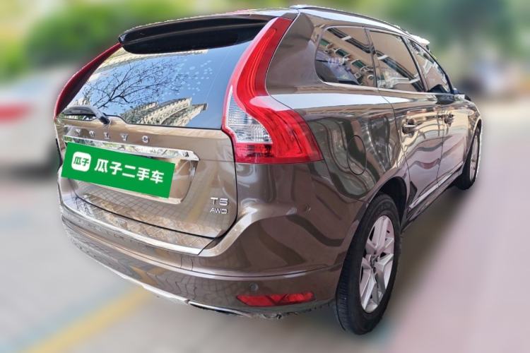 Used Volvo XC60 2017 T5 AWD Smart Upgrade Model
