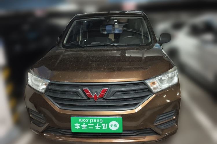 Used Wuling Hongguang 2019 1.5L S Basic Version China VI Standard LAR