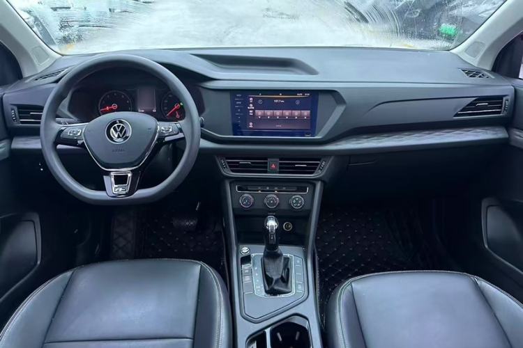 Used Volkswagen Tharu 2021 280TSI Two-Wheel Drive Trend Edition