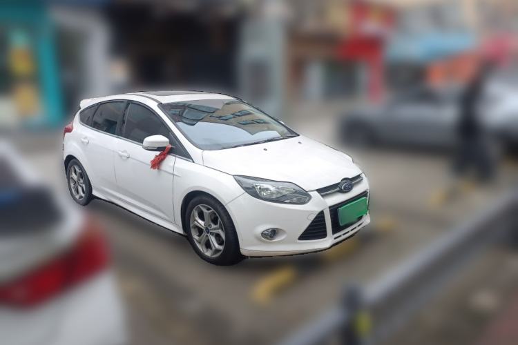 Used Ford Focus 2012 Hatchback 2.0L Automatic Luxury Sport Model Front Right 45 Deg