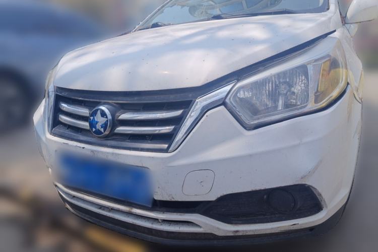 Used Venucia R50 2015 1.6L Automatic Fashion Edition