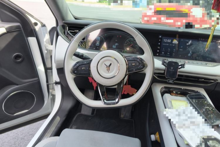 Used VOYAH FREE 2025 318 318 km Rear-Drive Touring Edition Steering Wheel