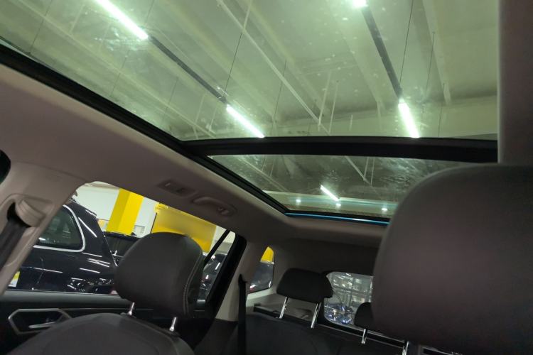 Used Volkswagen Tiguan L 2023 330TSI Automatic Two-Wheel Drive R-Line Enjoyment Edition Headliner