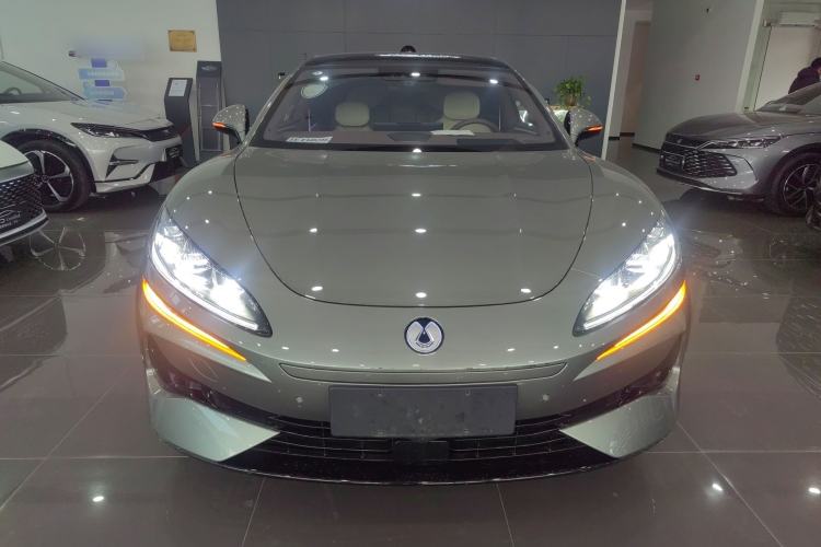 Used Denza Z9GT 2024 1100 Four-Wheel Drive Ultra Version