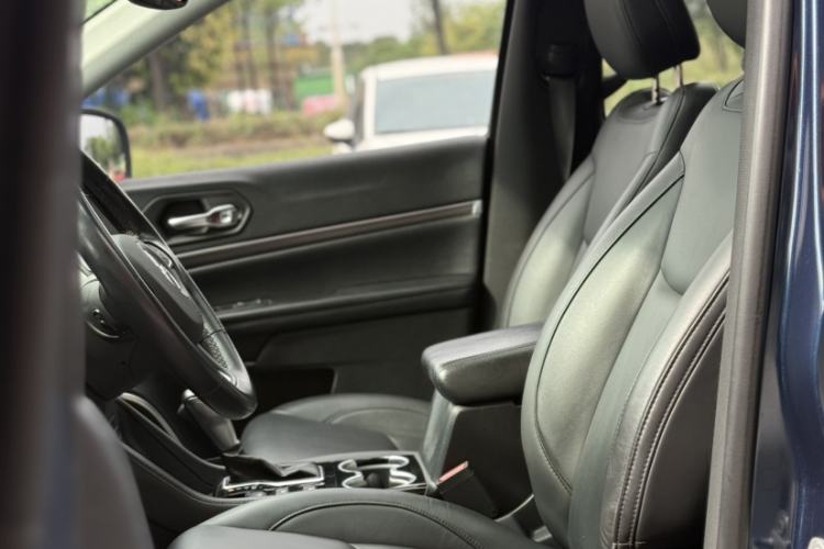 Used Jeep Grand Commander 2018 2.0T Four-Wheel Drive Enjoyment Version China V
