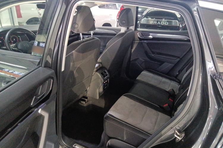 Used Volkswagen Tayron X 2020 330TSI Two-Wheel Drive Luxury Smart Connectivity Version