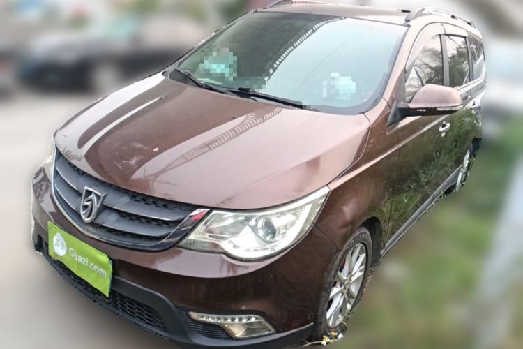 Used Baojun 730 2014 1.5L manual Comfort version 7 seats