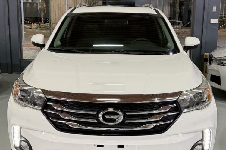 Used GAC Trumpchi GS4 2017 200T G-DCT Two-Wheel Drive Luxury Edition Exterior 1