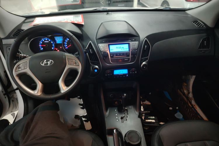 Used Hyundai ix35 2013 2.0L Automatic Two-Wheel Drive Smart GLS China IV Standard
