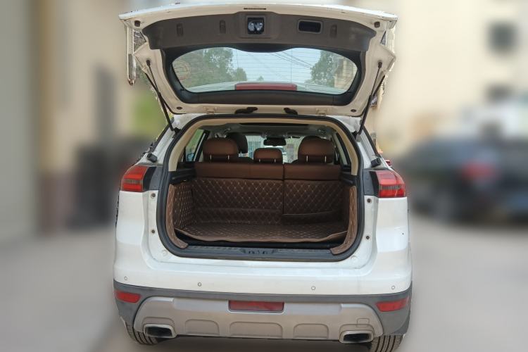 Used Geely Auto Emgrand X7 Sport 2016 1.8TD Automatic ZhiZun Version Trunk