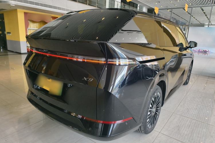 Used XPeng X9 2025 740 Ultra-Long Range Max
