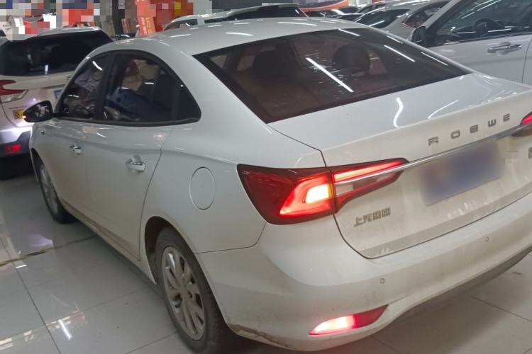 Used Roewe i5 2020 1.5L Manual 4G Connect Luxury Edition Exterior 2