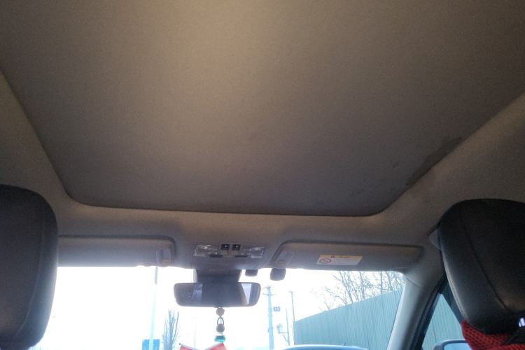 Used Toyota Highlander 2018 2.0T Four-Wheel Drive Luxury Version 7 Seats China VI Standard Headliner