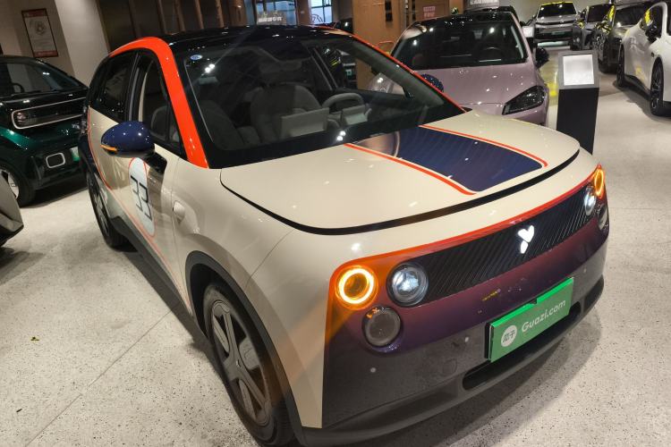 Used firefly 2025 Illuminated Edition
