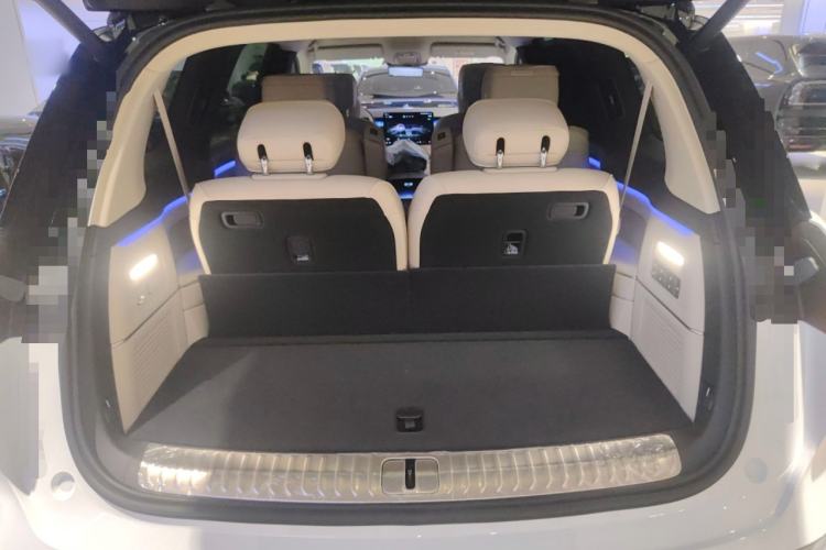 Used Nio ES8 2026 Model 6-seat Executive Luxury Edition Trunk