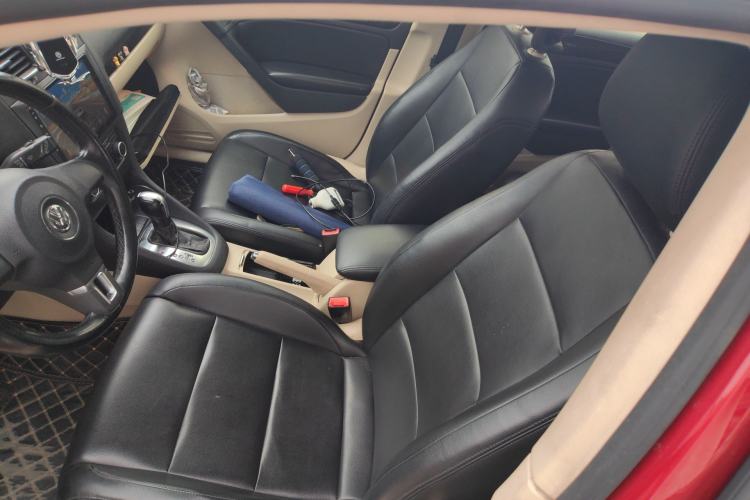 Used Volkswagen Golf 2012 1.6L Automatic Comfort Model
