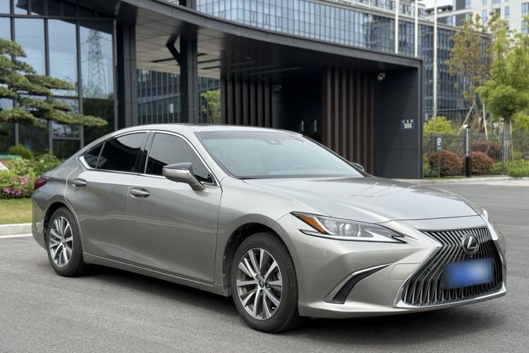 Used Lexus ES 2020 200 Luxury Edition
