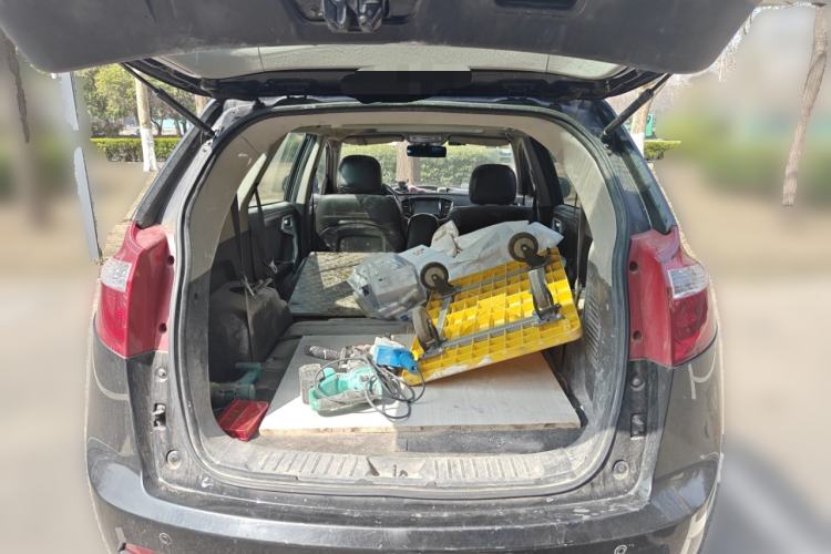 Used Geely Auto GX9 2016 2.4L Automatic Two-Wheel Drive Deluxe Upgrade Edition Trunk