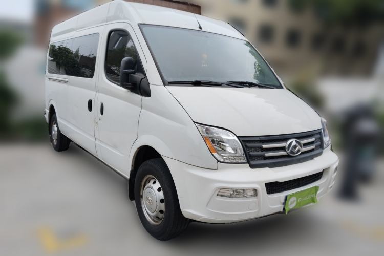 Used SAIC MAXUS Xintu V80 2021 2.0T Manual Classic Aoyuntong 127 PS Mid-axle Mid-roof 6/7/8/9-Seater Front Right 45 Deg