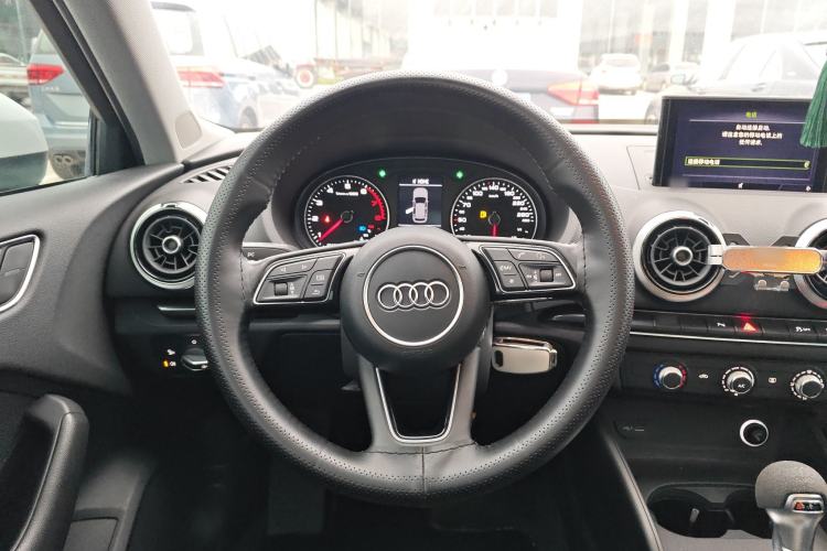 Used Audi A3 2018 30th Anniversary Edition Sportback 35 TFSI Fashion Model
