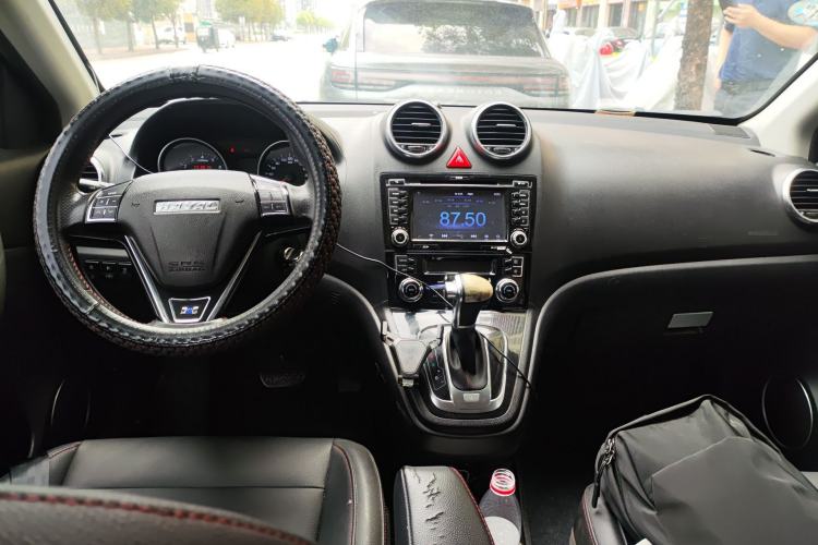 Used Haval H6 2016 Upgraded Model 1.5T Automatic Two-Wheel Drive Elite Version
