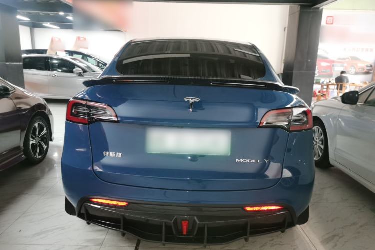Used Tesla Model Y 2024 Long-Range All-Wheel-Drive Version Rear