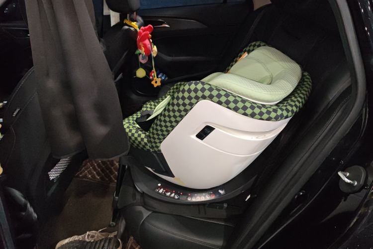 Used Hongqi H5 2022 Classic Model Facelift 1.5T DCT Qiyun Edition Left Rear Seat