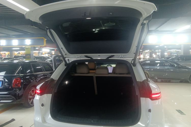 Used Li Auto i6 2025 Model Two-Wheel-Drive Standard Type