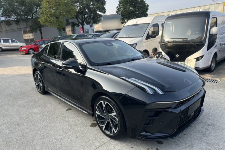 Used Lynk & Co 03 2023 1.5TD DCT JingPro Exterior 3