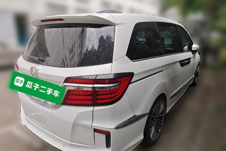 Used Honda Elysion 2016 2.4L Luxury Edition
