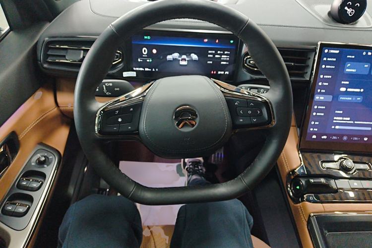 Used Nio ES8 2020 415 km Range 6-Seater Version