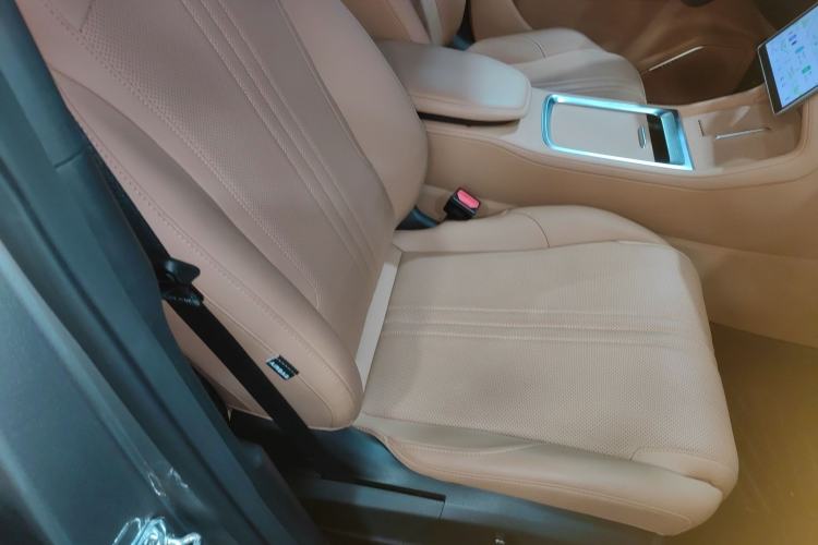 Used Geely Galaxy L7 2025 EM-i 115km Exploration+ Edition