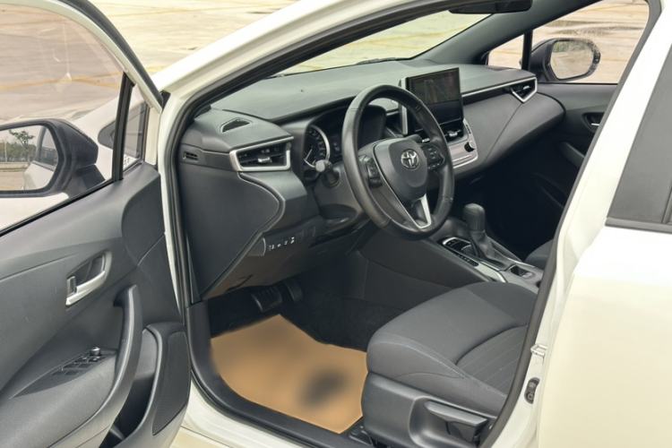 Used Toyota Levin 2019 185T CVT Sport Edition China VI Standard Interior 6