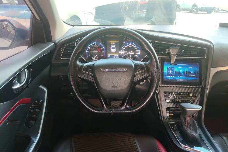 Used Venucia D60 2018 1.6L CVT Smart Connect Elite Edition Steering Wheel