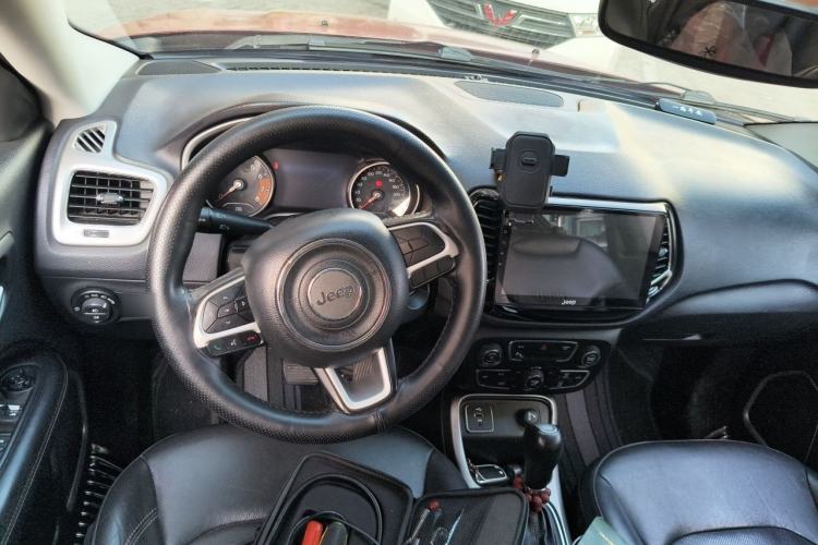 Used Jeep Compass 2017 200T Automatic Family Edition