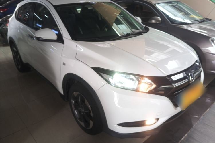 Used Honda Vezel 2016 1.8L CVT Front-Wheel Drive Pioneer Edition
