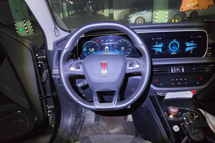 Used Hongqi HS5 2022 Revised Version 2.0T Smart Connect Flagship Edition
