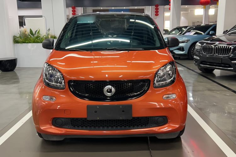 Used smart fortwo 2019 0.9T 66kW Hardtop Engine Version China VI Emission Standard Exterior 1