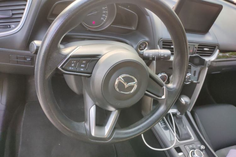 Used Mazda CX-4 2018 2.0L Automatic Two-Wheel Drive Blue Sky Dynamic Version China VI Standard