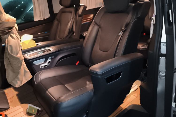 Used Mercedes-Benz V-Class 2020 V 260 Prestige Edition
