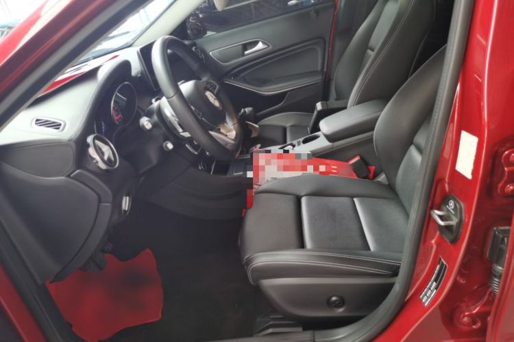 Used Mercedes-Benz GLA 2019 GLA 200 Fashion Model Left Front Seat