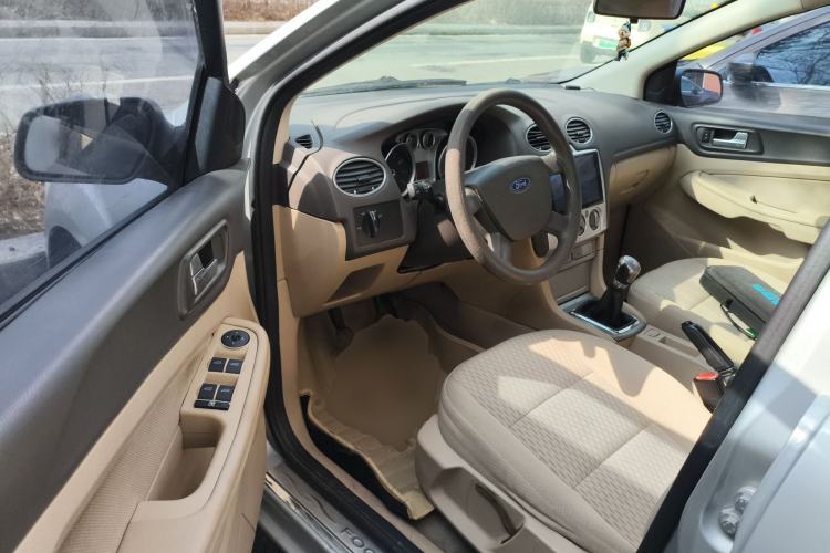 Used Ford Focus 2011 Sedan 1.8L Manual Comfort Model